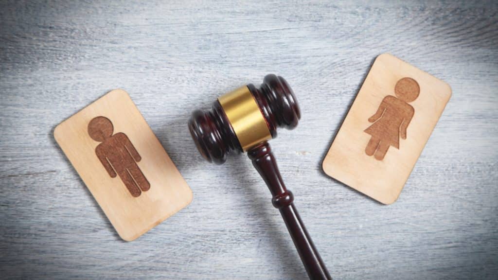 Costas de un juicio de violencia en Madrid